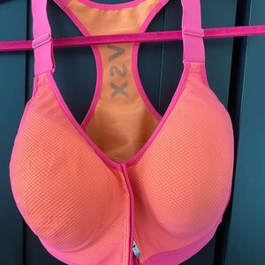 Vsx sports bra brand new